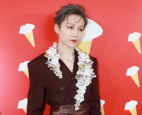 刘雨昕爆料最新动态,揭秘娱乐圈幕后真相! 第3张 刘雨昕爆料最新动态,揭秘娱乐圈幕后真相! 第3张